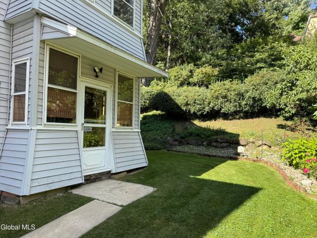 15 Phillips Street
