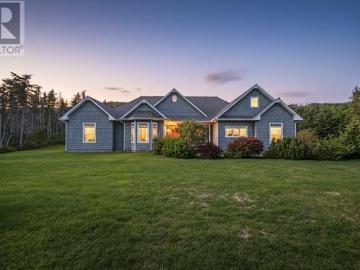 15 Pondside Road, Bristols Hope, NL, A1Y 0A7 house for sale | Listing ID 1295 | Royal LePage