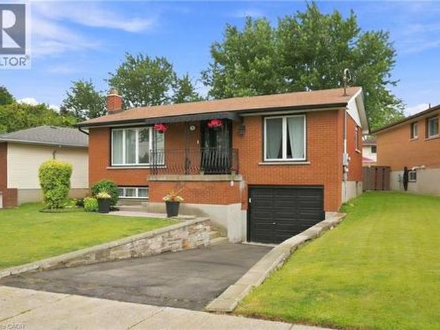 15 Quay Court, Hamilton, ON, L8W 1R2 house for sale | Listing ID 40850 | Royal LePage