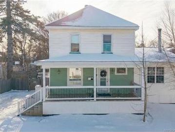 15 Queen E St, Saint Stephen, NB, E3L 2H9 house for sale | Listing ID NB134489 | Royal LePage