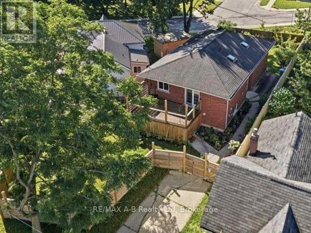 15 Railway Street, Stratford, ON, N5A 2H8 house for sale | Listing ID X13638 | Royal LePage