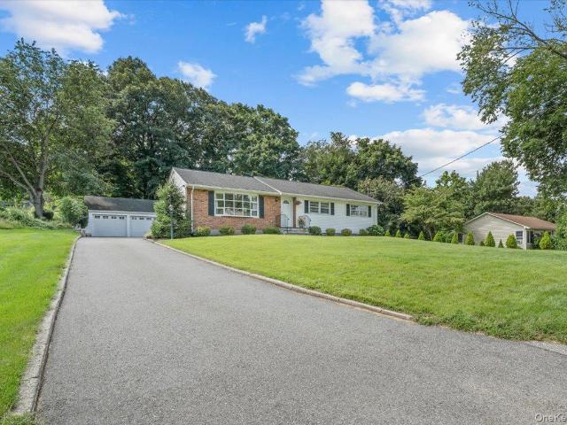 15 Robinson Avenue