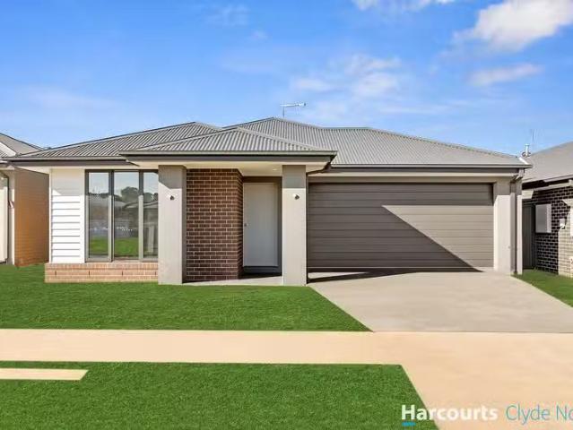 15 Rosea Street, WARRAGUL, VIC 3820 House for Rent