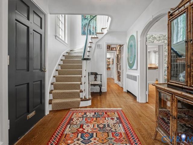 15 Roslyn Road