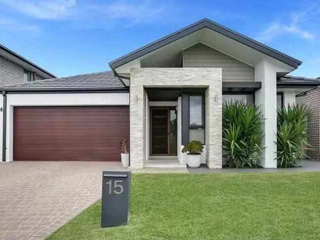 15 Rowley Street, Elizabeth Hills, NSW 2171