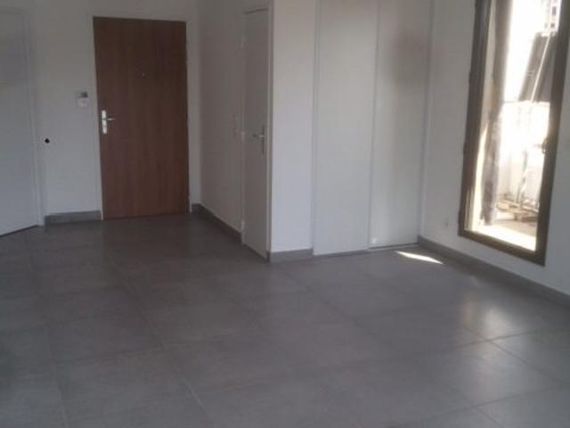 15 RUE CAMILLE 69003 LYON