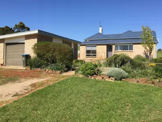 15 Scott Street, SCOTTSDALE, TAS 7260 House for Rent