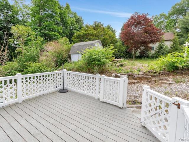 15 Schuyler Road