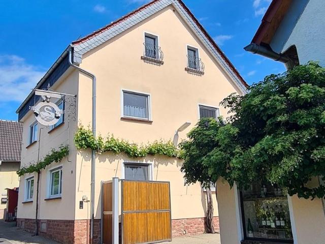 15 Schlafzimmer Haus Worms Deutschland 104646181