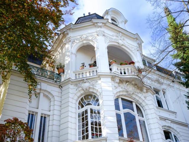 15 Schlafzimmer Haus Düsseldorf Deutschland LS102471875
