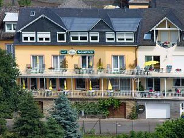 15 Schlafzimmer Villa Burg Burg 106077953