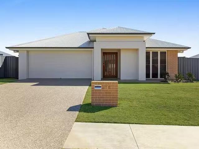 15 Sandford Crescent, Torrington, QLD 4350