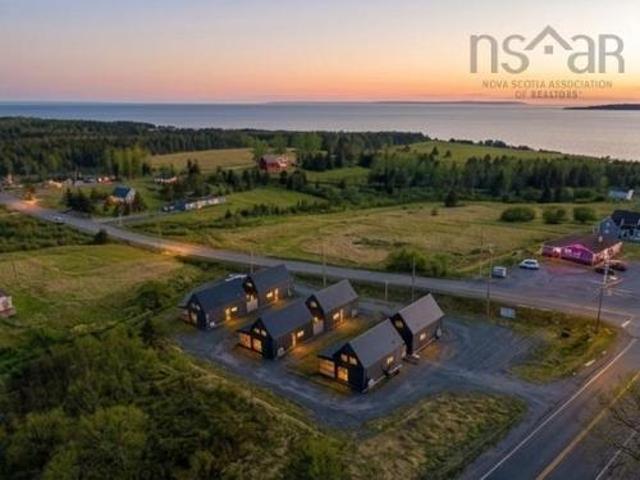 15 Shore Road, Harbourview, NS, B0E 2W0 house for sale | Listing ID 202605 | Royal LePage