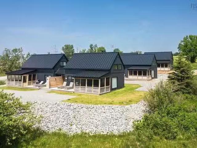 15 Shore Road, Harbourview, NS, B0E 2W0 investment for sale.