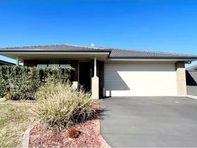 15 Shalistan Street, CLIFTLEIGH House for rent Listed by Zube.