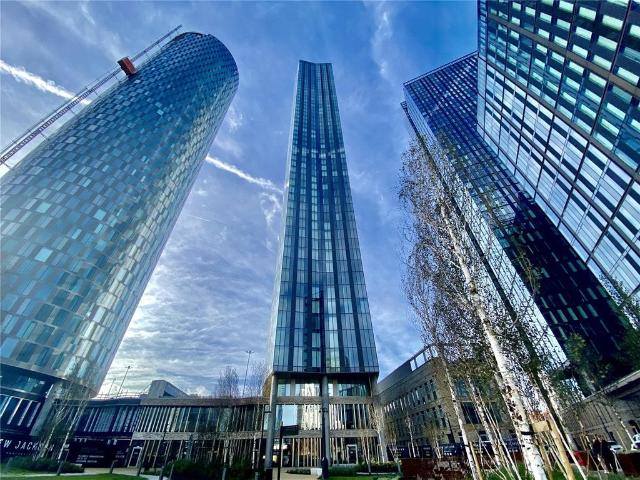 15 Silvercroft Street, Greater. 2 bed apartment to rent £2,000 pcm £462 pw