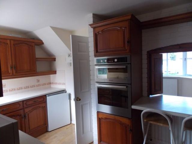 15 Silverdale, Bicton Heath, Shrewsbury, Shrophire, SY3 5EY