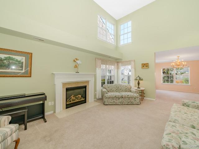 15 Sophia Drive