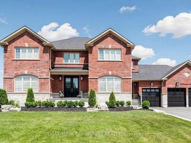 15 Stonesthrow Crescent, Uxbridge, ON, L0C 1A0 house for sale | Listing ID N14081 | Royal LePage
