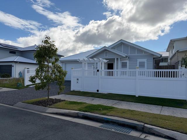 15 Sunflower CrescentNirimba QLD 4551, Australia