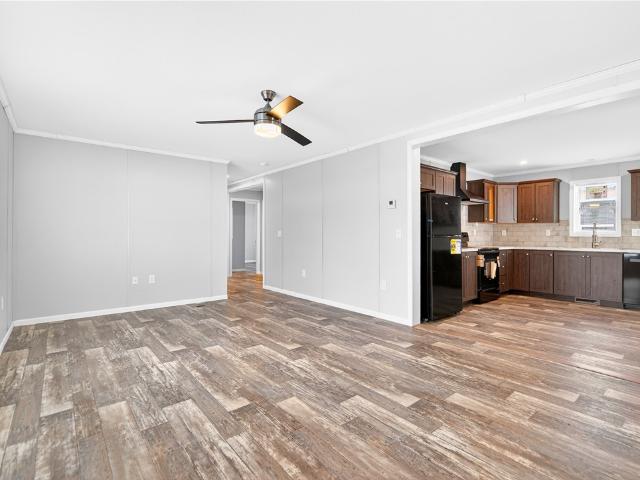 15 Surf Dr