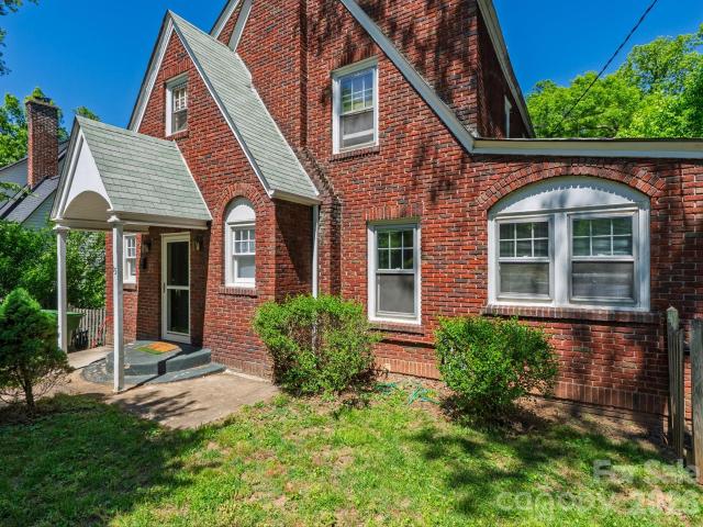 15 Sylvan Avenue
