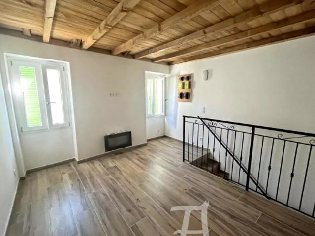 15mn de Sospel. 3P neuf avec toit terrasse