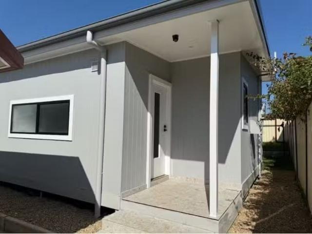 15A Baynton Place, ST HELENS PARK Apartment for rent Listed b.