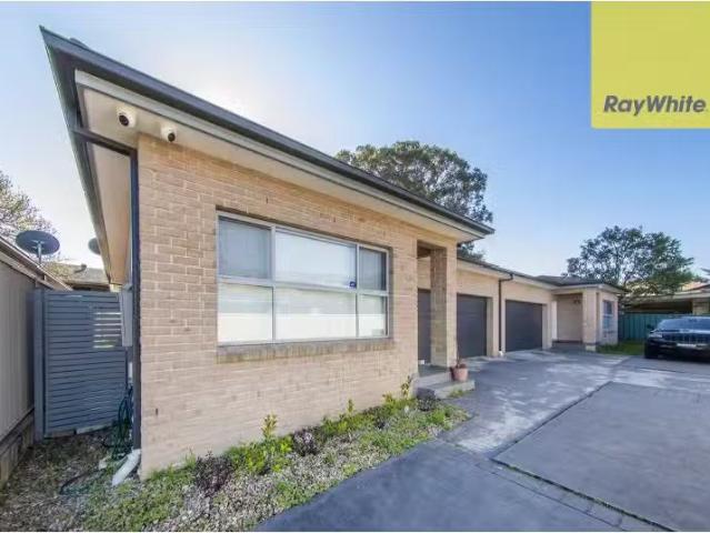15A Magowar Road, PENDLE HILL Apartment for rent Listed by An.
