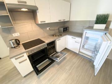 15A new Top floor apartment with 2 rooms, air conditioning only 5.4km from Alexanderplatz/ free wifi, Berlin Amsterdam Apartments for Rent