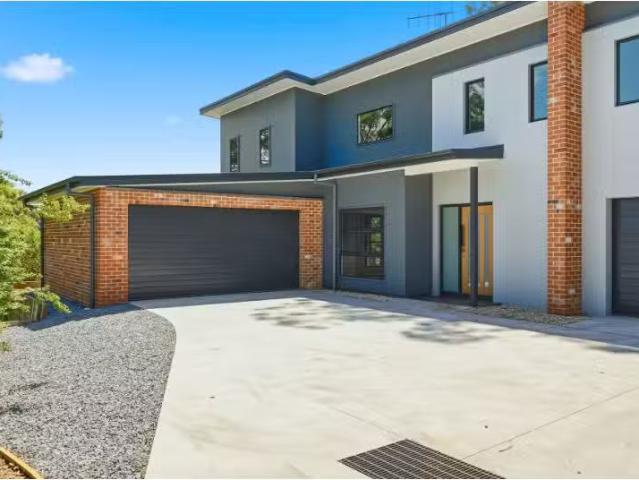 1/5A Treetop Crescent, Port Macquarie Townhouse for rent List.