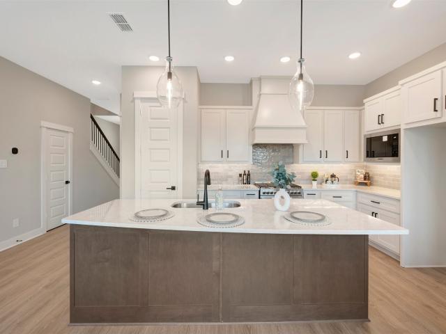 16043 Hayes Pk Dr, Houston, TX 77079 | MLS #47016