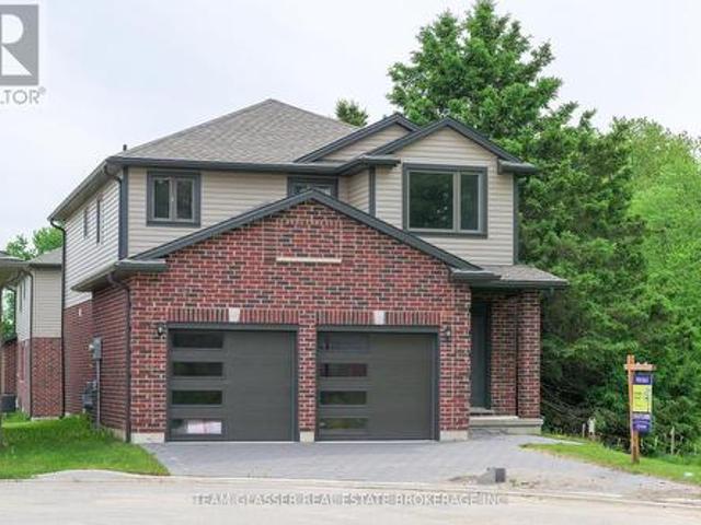 1604 Chickadee Trail, London South W, ON, N6N 1K2 house for sale | Listing ID X13694 | Royal LePage