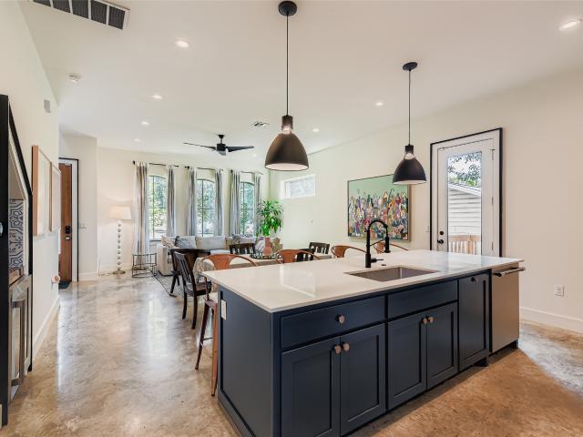 1604 Greenwood Ave, Unit A, Austin, TX 78721 | MLS #3839