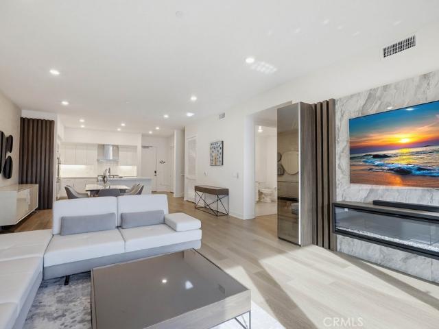 1604 Rivington