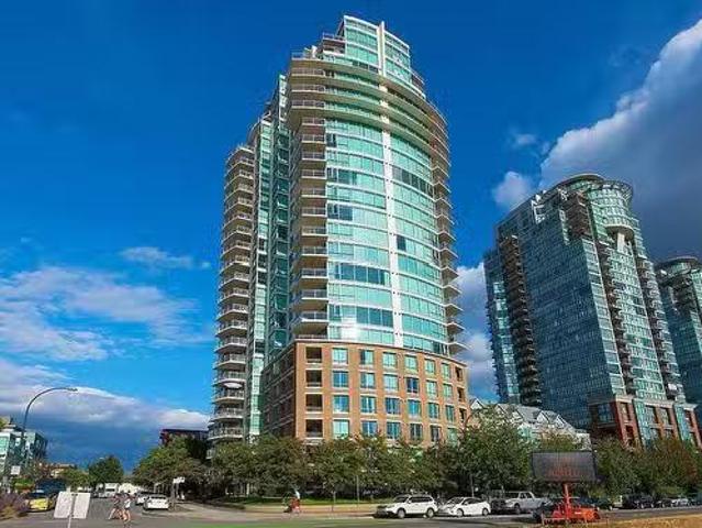 1604 120 Milross Avenue, Vancouver, BC, V6A 4K7 Single Famil.