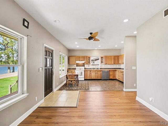 16057 Murray Road