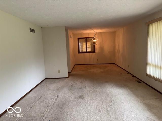 1605 Cedar Drive