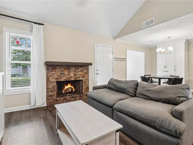 1605 Homestead Trail
