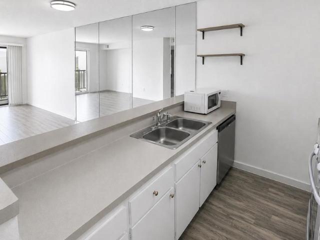 1605 Hotel Circle S # B103