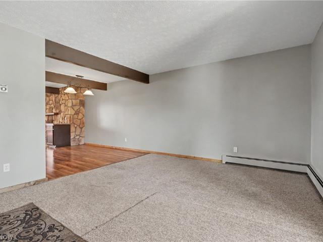 1605 Treetop Trail A