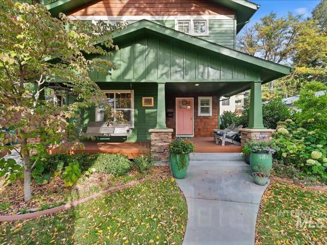 1606 N 24th