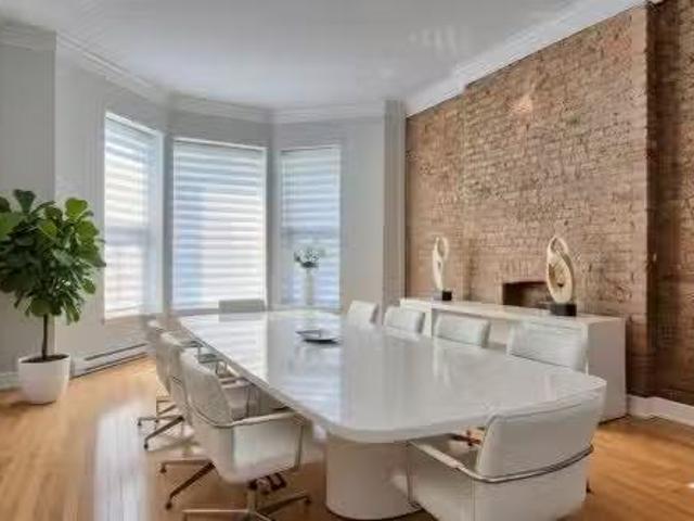 1606 Av. Selkirk, Montréal Ville Marie, QC, H3H 1C6 commer.