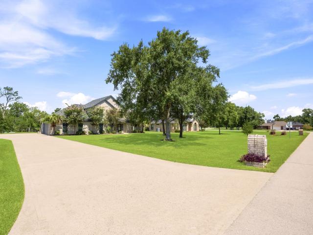 1606 Bayou Breeze Drive