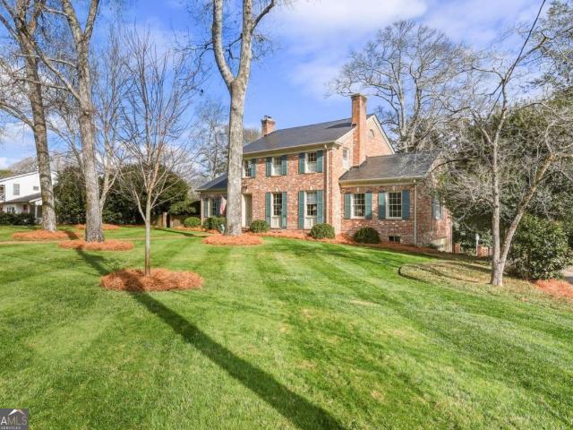 1606 Riverside Drive