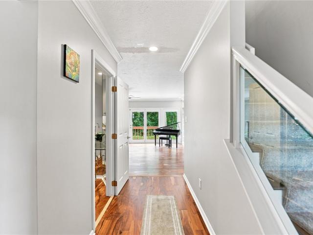 1606 Stone Mansion Dr