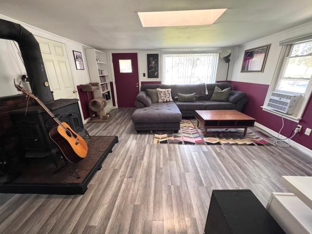 1607 Airport Road