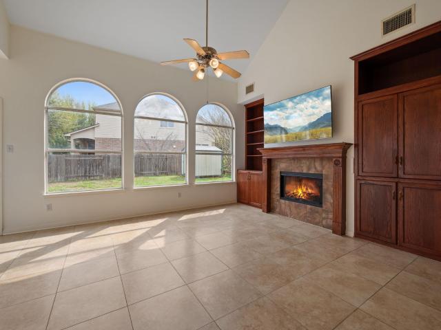 1607 Belvedere Pl
