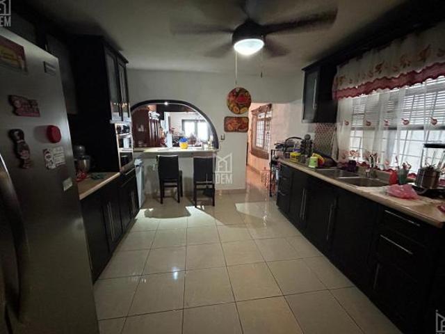 1607 Casa en Venta en el Centro de Escobedo NL