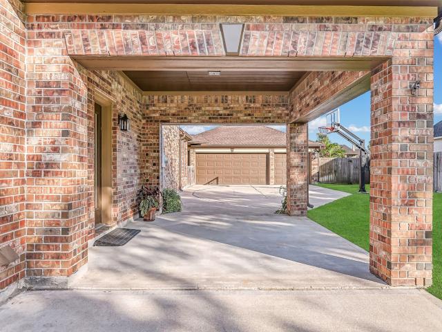 1607 Cascade Falls Drive